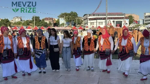 Trakya'da Karadeniz fırtınası: Kemençe sesini duyan koştu