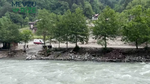 Rize’de aranan kayıp şahıs ölü bulundu, arama çalışmasına katılan ekibin botu devrildi, 1 personel hayatını kaybetti