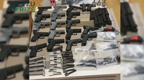 İzmir'de düzenlenen operasyonla gözaltına alınan 10 şüpheli cezaevine gönderildi