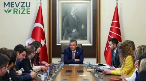 Özgür Özel’den Kılıçdaroğlu MYK’sına Sert Sözler, Çaresizlik Listesi Çıkışı Ne Anlama Geliyor