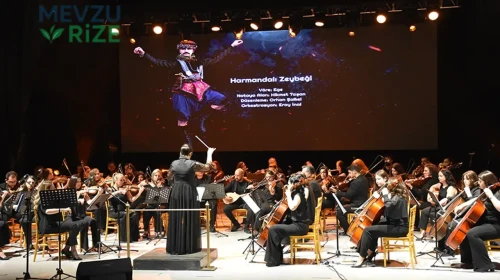 Trabzon'da Öğretmenlerden Oluşan Orkestra ve Dans Grubu Büyüleyici Bir Performans Sergiledi!