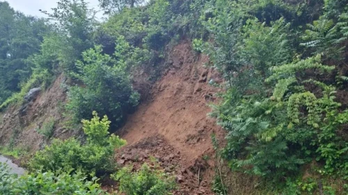 Güneysu Belediyesi'nden altyapı ve ulaşımda büyük iyileştirmeler devam ediyor