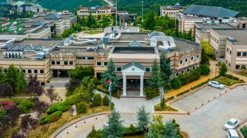 Kocaeli Üniversitesi (KOÜ) 2026 Tercih Rehberi: Taban Puanları (Son 4 Yıl) Başarı Sıralamaları