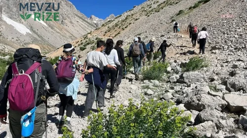Büyüleyici Kırk Merdiven Şelalesi, Tunceli'nin Gizli Cennetiyle Ziyaretçileri Kendine Çekiyor!