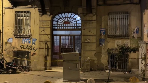 Beyoğlu'nda Binanın Kısmi Çökmesi Sonucu 15 Konut Boşaltıldı