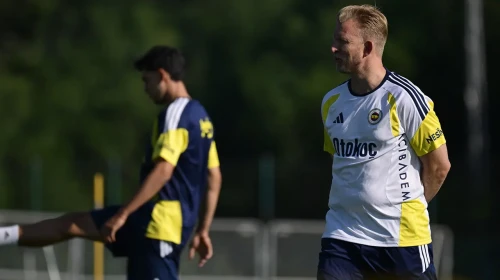 Dirk Kuyt, Fenerbahçe ile anlaştı; İlk açıklamalarında heyecanını dile getirdi!