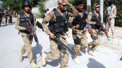 Pakistan, Afganistan Sınırında Art Arda Saldırılar Gerçekleştirdiğini Açıkladı