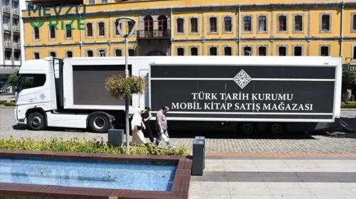 Türk Tarih Kurumu'nun Yeni Mobil Kitap Satış Mağazası Trabzon'da Hizmete Girdi!