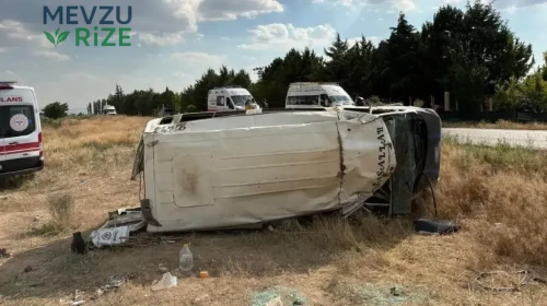 Amasya'da Korkutan Kaza: Refüje Çıkan Minibüste Aynı Aileden 4 Yaralı!