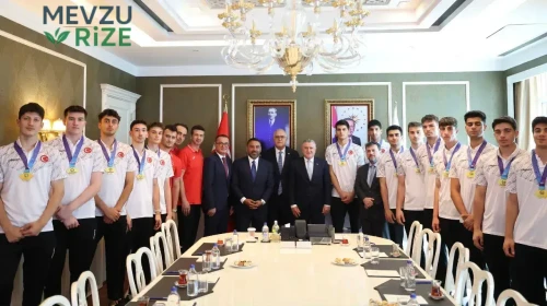 Bakan Bak: Voleybol Alanında İstikrarlı Başarılar ile Türkiye Dünyanın Gözbebeği Oldu