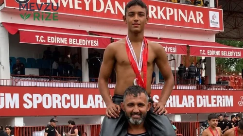 Kırkpınar'da Solo Mücadele: Denizlili Cahit Hamza Aysel, Zirveye Ulaşmayı Başardı!