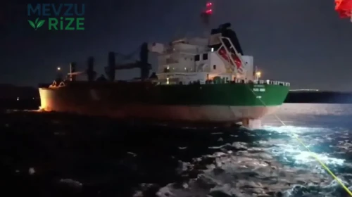 Çanakkale Boğazı'nda Karaya Oturan Dökme Yük Gemisi Yeniden Yüzdürüldü!