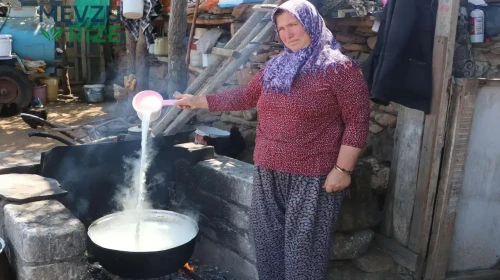Yanık Aromasıyla Damak Çatlatan: NATO'nun Gözde Yoğurdu Nasıl Yapılır?