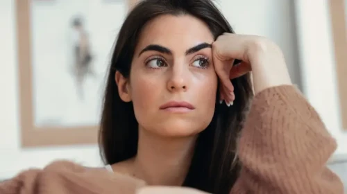 Stres, hamilelik sürecini zorlaştırıyor: Hormonal dengeyi etkileyerek geciktiriyor.
