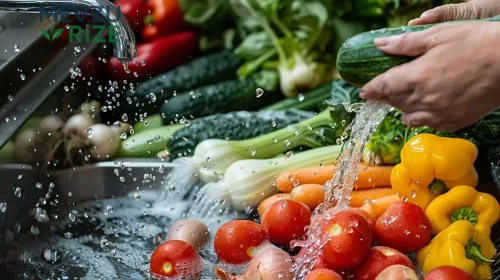 Yaz Mevsiminde Gıda Enfeksiyonu Tehlikesi: Uzmanlardan Salgın Uyarısı ve Doğru Temizlik Teknikleri Açıklandı!