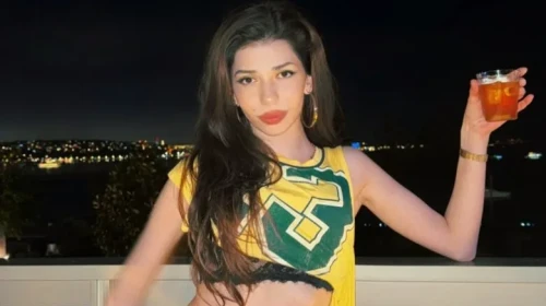 Besti Aydeniz Kimdir?