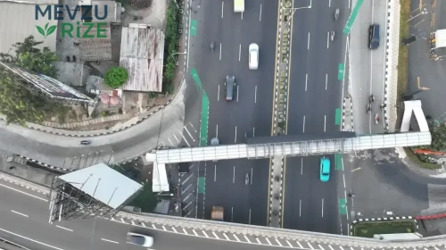 Endonezya'da Düğün Sonrası Faciaya Yol Açan Kazada 13 Kişi Hayatını Kaybetti, 5 Yaralı!