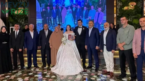Aktürk Ailesi'nin Düğün Coşkusu: Sevinç Dolu Bir Gün!