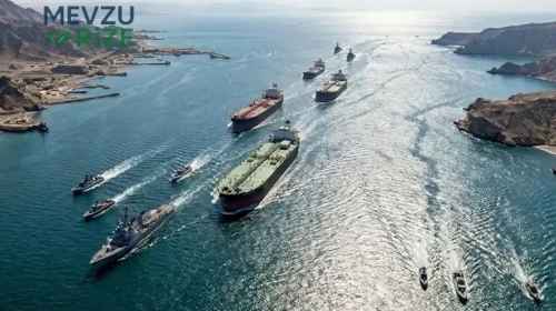 İran, Hürmüz Boğazı'nda çarpışan gemilere acil müdahale etti