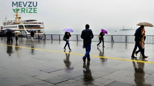 İstanbul'a AKOM'dan Kritik Uyarı: Şiddetli Yağışlar Yolda! Saat Bilgisi Paylaşıldı