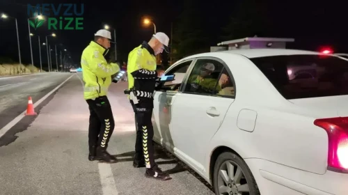 Karaman'da Haftalık Polis Denetimlerinde 211 Bin Makaron Ele Geçirildi, 9 Kişi Tutuklandı!