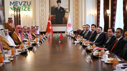 Türkiye’nin Dijital Yargı Deneyimi Körfez Bölgesinin Lideriyle Paylaşıldı: Bakan Gürlek, Mevkidaşıyla Önemli Görüşme Gerçekleştirdi