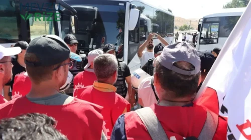 Yunus Emre Termik Santrali İşçileri Ankara'da Yürüyüş Düzenlendi; Sendika Yetkilileri ve İşçiler Gözaltına Alındı
