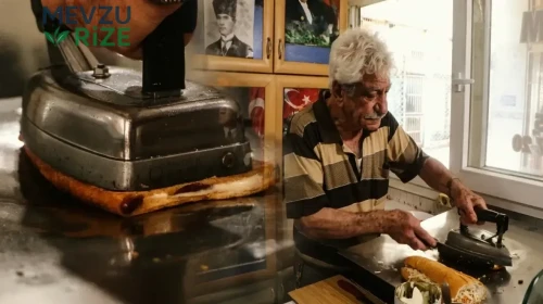 Adana'nın Yarım Asırlık Lezzet Geleneği: 76 Yaşındaki Tahsin Usta'nın Krom Ütüsünün Büyüleyici Hikayesi!