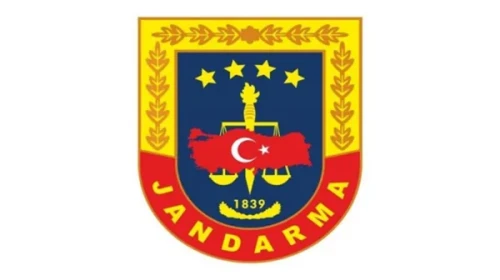 Rize'de mahsur kalan 3 yabancı uyruklu kişi kurtarıldı