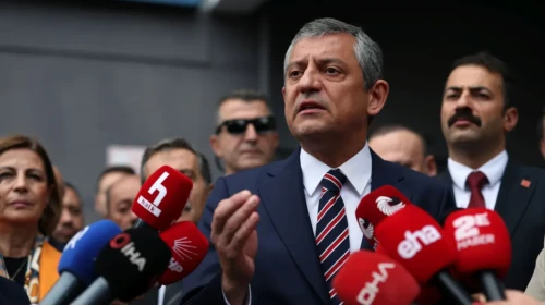Özgür Özel: "Sabrın Tükenmesiyle Yeni Partiyi Kurup Üst Sıraya Çıkacağız"