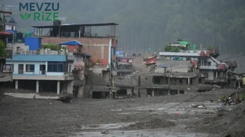 Nepal'de Sel Felaketi: Hayatını Kaybedenlerin Sayısı 270'i Buldu