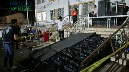 Elazığ'daki Festivalde LED Ekranın Devrilmesi Sonucu 5 Kişi Yaralandı, İkinci Gün Etkinlikleri İptal Edildi!