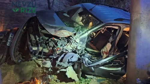 Tokat'ta korkunç bir trafik kazası: Araç köprü duvarına çarparak facia yaşattı, ölü ve yaralılar bulundu!