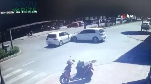 Antalya'da iki otomobil kavşakta çarpıştı: Araçlardan biri ağaca çarparak durabildi