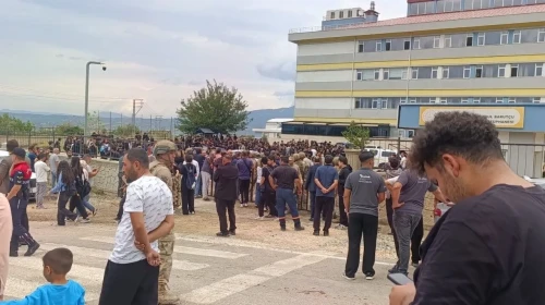 Osmaniye'de Okul Bahçesinde Silahlı Saldırı: Öğretmen Mehmet Boran Ağır Yaralandı