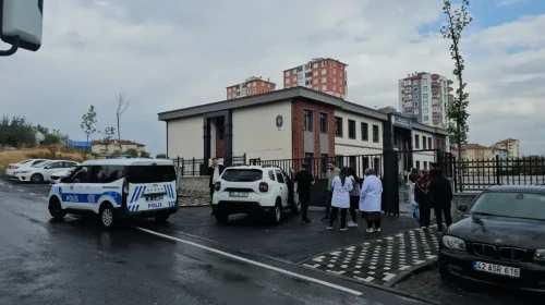 Kayseri'de Okul Önünde Yaşanan Panik Anları!
