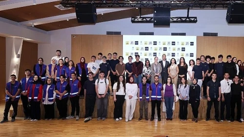 COP31 Başkanlığı Gençlik İklim Şampiyonu Higgins, Büyükşehir’in Ev Sahipliğinde Konyalı Gençlerle Buluştu