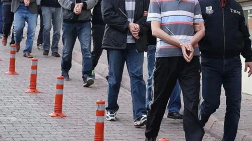 72 milyon dolarlık usulsüz vatandaşlık operasyonu : Şirketlere kayyum atandı, 72 gözaltı