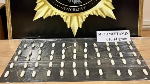 Bayburt'ta uyuşturucu operasyonu: 2 şüpheli tutuklandı