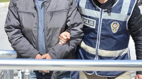Bursa'da organize suç operasyonu : Şüphelinin adresinden cephanelik çıktı!