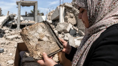 Gazze'nin hafızasını enkazdan kurtaran iki isme UNESCO ödülü