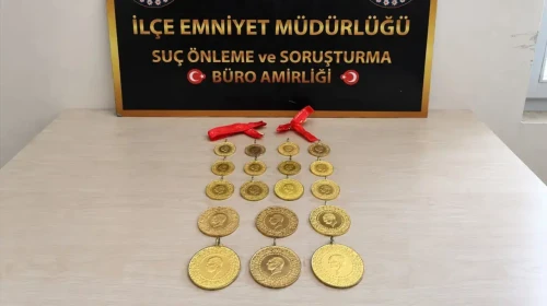 Hatay'da otomobilden düşen altınları aldı ! Güvenlik kamerası şüpheliyi ele verdi