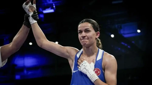 Hatice Akbaş Avrupa boks Şampiyonası'nda finale yükseldi