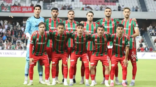 Karşıyaka'da Çalkantılar Devam Ediyor: İstifa Süreci Başladı!