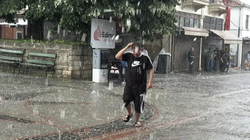 Meteoroloji’den kritik uyarı ! Çok sayıda ilde sağanak ve toz taşınımı bekleniyor
