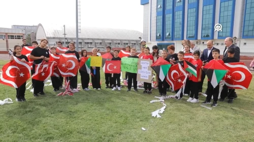 Edirne'de çocuklardan Gazze için uçurtma etkinliği