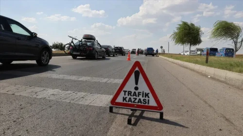 Sinop'ta Feci Zincirleme Kaza: 7 Araç Hasar Gördü, 2 Kişi Yaralandı