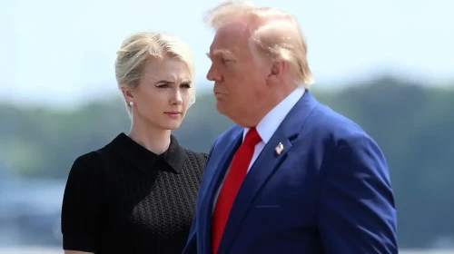 Trump’ın Beyaz Saray Çalışanlarına Dağıttığı 2020 Yılbaşı Hediyeleri Mali Raporlarda Gün Yüzüne Çıktı