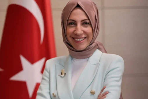 Av. Doç. Dr. Safa KOÇOĞLU kimdir?