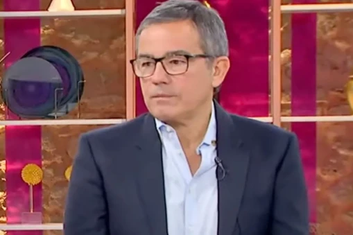 Cengiz Abazoğlu: Moda Dünyasının Parlayan Yıldızı ve Başarıları